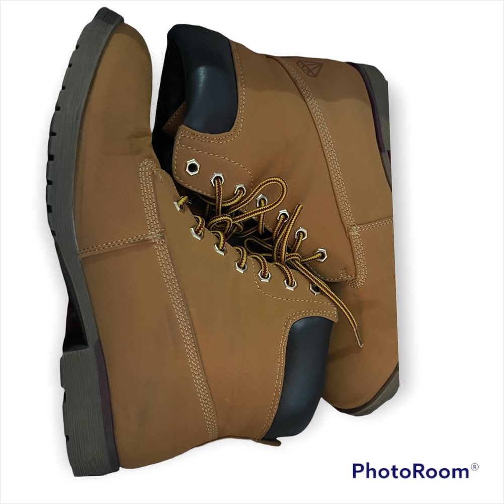 Worn rock& candy boots in a good condition.